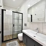 Apart-hotel Red Moon