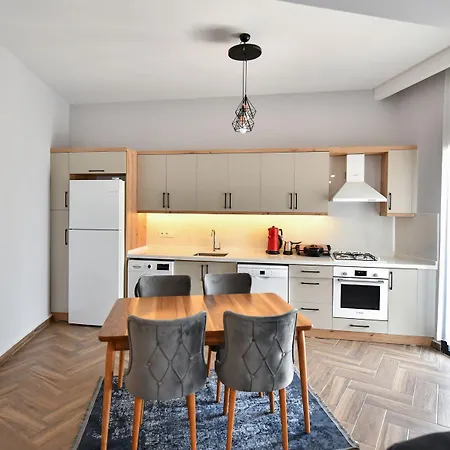 Apartmanhotel Red Moon 4*