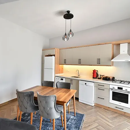 Red Moon 4* 费特希耶